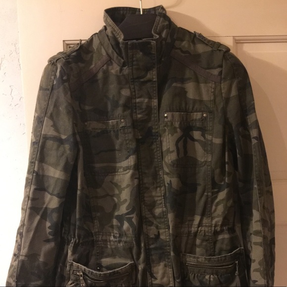 Express Camouflage Jacket Size Small - Picture 1 of 11